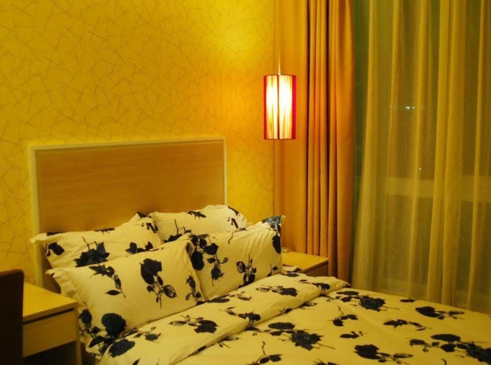 Super 8 Wenzhou Xingrong Hotel ภายนอก รูปภาพ