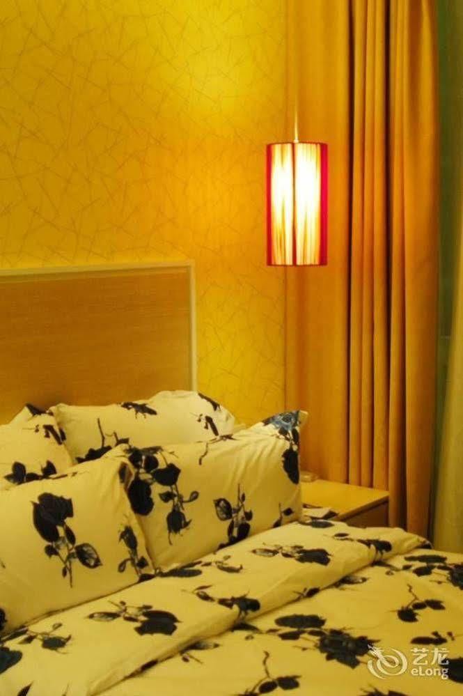 Super 8 Wenzhou Xingrong Hotel ภายนอก รูปภาพ