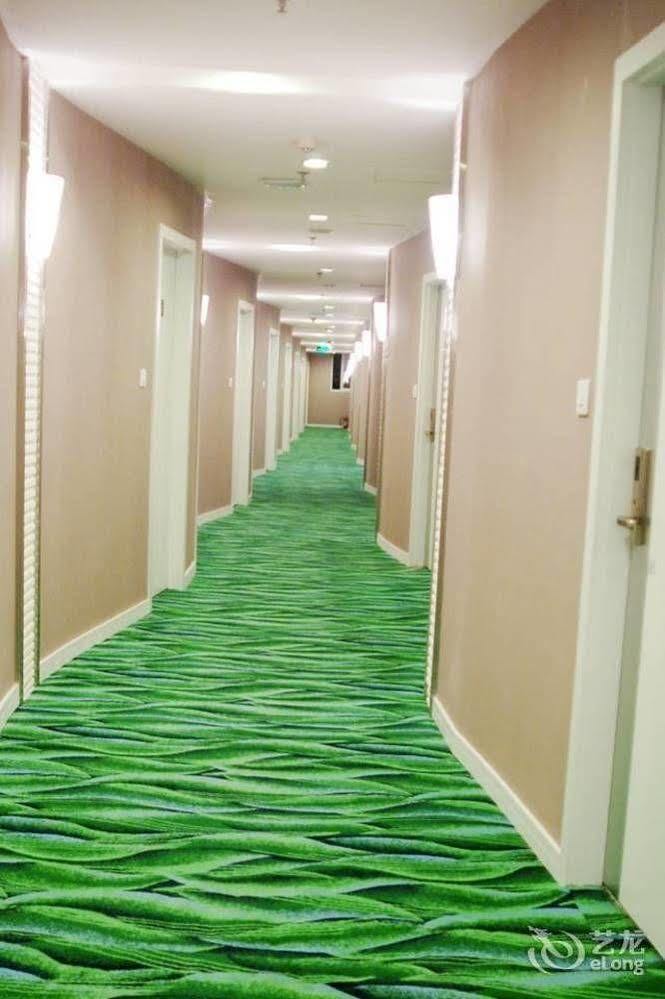 Super 8 Wenzhou Xingrong Hotel ภายนอก รูปภาพ